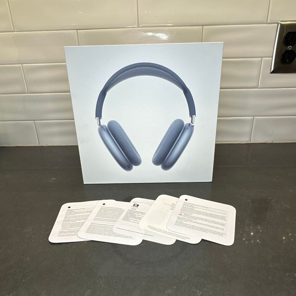 AirPods Max Box
